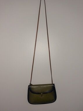 Old Trend Modern Vintage Olive Green Crossbody Shoulder Bag